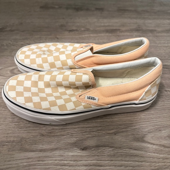 peach colored vans - Picture 3 of 4